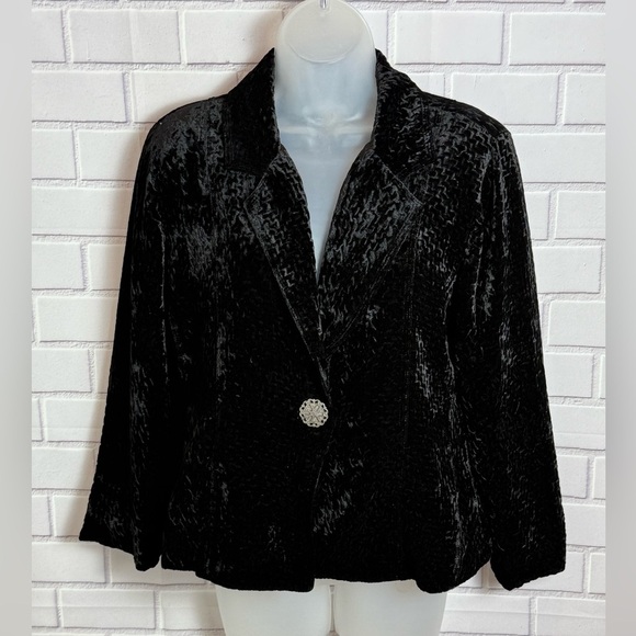 Chico's Black Velvet Blazer with Notched Lapel/size 1 - Picture 1 of 10